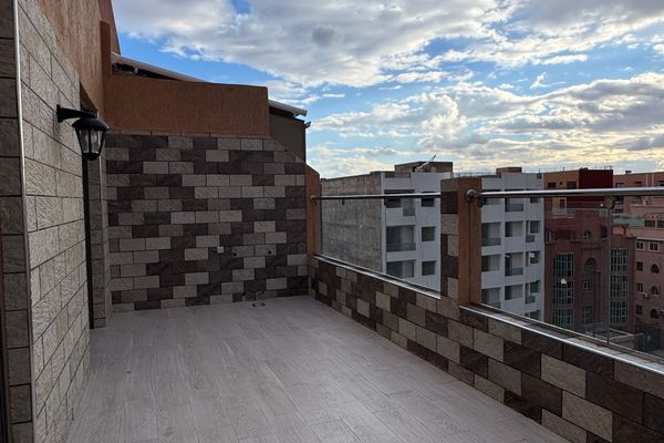 Bel appartement avec terrasse a Gueliz